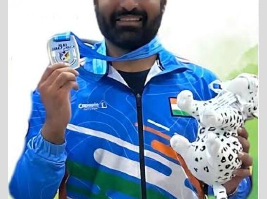 ਨਿਸ਼ਾਨੇ 'ਤੇ ਸੋਨਾ, ਦਿਲ ਵਿੱਚ ਦੇਸ਼ਭਗਤੀ — ਭਾਰਤੀ ਫੌਜ ਦੇ  ਸੂਬੇਦਾਰ ਗੁਰਪ੍ਰੀਤ ਸਿੰਘ ਦੀ ਸੁਨਹਿਰੀ ਗਾਥਾ