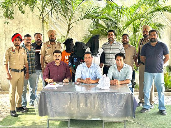 ਲੁਧਿਆਣਾ ਪੁਲਿਸ ਵੱਲੋਂ ਹੈਰੋਇਨ,ਡਰੱਗ ਮਨੀ ਅਤੇ ਇਲੈਕਟ੍ਰੋਨਿਕ ਕੰਡੇ ਸਮੇਤ 3 ਕਾਬੂ