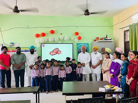 ਕੁਲਜੀਤ ਰੰਧਾਵਾ ਵੱਲੋਂ ਡੇਰਾਬੱਸੀ ਹਲਕੇ ਦੇ ਪੰਜ ਸਕੂਲਾਂ ਵਿੱਚ 54.39 ਲੱਖ ਰੁਪਏ ਦੇ ਵਿਕਾਸ ਕਾਰਜ ਵਿਦਿਆਰਥੀਆਂ ਨੂੰ ਸਮਰਪਿਤ