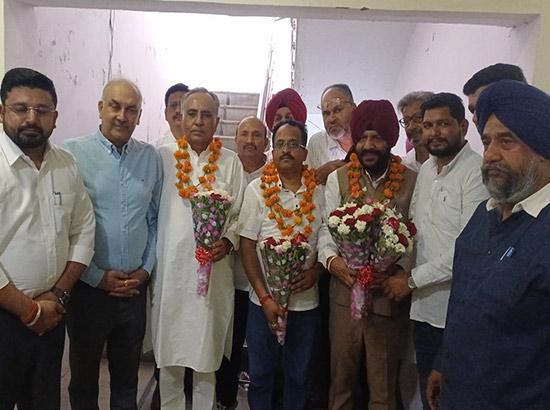ਹਿਤੇਸ਼ ਮਹਾਜਨ ਅਤੇ ਰਘੁਬੀਰ ਸਿੰਘ ਨੇ ਨਗਰ ਸੁਧਾਰ ਟਰੱਸਟ ਗੁਰਦਾਸਪੁਰ ਦੇ ਟਰੱਸਟੀ ਵਜੋਂ ਅਹੁਦਾ ਸੰਭਾਲਿਆ