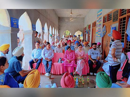 ‘ਯੁੱਧ ਨਸ਼ਿਆਂ ਵਿਰੁੱਧ’ ਮੁਹਿੰਮ ਅਧੀਨ ਨਸ਼ਾ ਵਿਰੋਧੀ ਮੁਹਿੰਮ ਨਾਲ ਜੁੜਨ ਲਈ ਪ੍ਰਣ ਦਿਵਾਇਆ