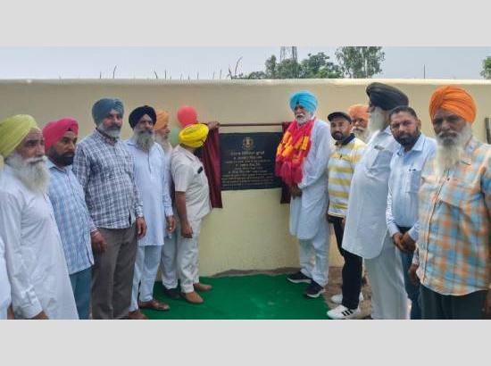 ਸਿੱਖਿਆ ਕ੍ਰਾਂਤੀ: 11 ਲੱਖ ਰੁਪਏ ਦੀ ਲਾਗਤ ਨਾਲ 3 ਸਕੂਲਾਂ 'ਚ ਵਿਕਾਸ ਕੰਮਾਂ ਦੇ ਉਦਘਾਟਨ
