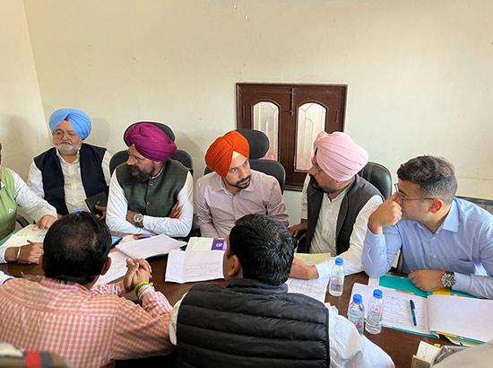 ਮੁੱਖ ਮੰਤਰੀ ਦੇ ਓਐਸਡੀ ਸੁਖਵੀਰ ਸਿੰਘ ਸੁੱਖੀ ਨੇ ਧੂਰੀ ਸ਼ਹਿਰ ਵਿੱਚ ਚੱਲ ਰਹੇ ਵਿਕਾਸ ਕੰਮਾਂ ਦਾ ਜਾਇਜ਼ਾ ਲਿਆ 