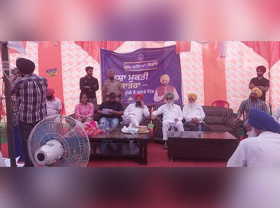 ਚੇਅਰਮੈਨ ਜਗਰੂਪ ਸਿੰਘ ਸੇਖਵਾਂ ਨੇ ਪਿੰਡ ਭੰਗਵਾਂ, ਨਾਥਪੁਰ ਤੇ ਕਾਹਲਵਾਂ ਵਿਖੇ ਨਸ਼ਾ ਮੁਕਤੀ ਯਾਤਰਾ ਦੀ ਅਗਵਾਈ ਕੀਤੀ