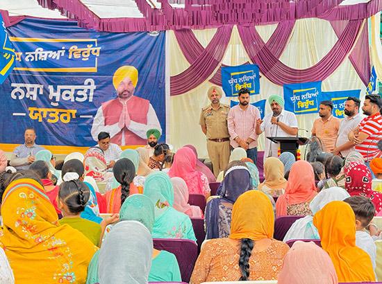ਰੰਧਾਵਾ ਦੀ ਨਸ਼ਾ ਤਸਕਰਾਂ ਨੂੰ ਚਿਤਾਵਨੀ; ਨਸ਼ੇ ਦਾ ਕਾਲਾ ਕਾਰੋਬਾਰ ਛੱਡੋ ਜਾਂ ਪੰਜਾਬ ਛੱਡੋ