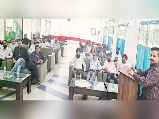 ਪੱਤਰਕਾਰਾਂ ਦਾ ਮਾਨ-ਸਨਮਾਨ ਬਹਾਲ ਰੱਖਣ ਲਈ ਜ਼ਿਲ੍ਹੇ ਭਰ ਦੇ ਪੱਤਰਕਾਰਾਂ ਨੇ ਇਕ ਪਲੇਟਫਾਰਮ ‘ਤੇ ਇੱਕਠਾ ਹੋਣ ਦਾ ਕੀਤਾ ਫੈਸਲਾ 