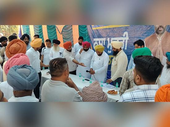 MLA ਸੰਗੋਵਾਲ ਪਿੰਡ ਖੇੜੀ, ਝਮੇੜੀ, ਲਲਤੋਂ ਖੁਰਦ,  ਦੁਲੇਅ ਤੇ ਰਣੀਆਂ 'ਚ ਹੋਏ ਲੋਕਾਂ ਦੇ ਰੂ-ਬ-ਰ