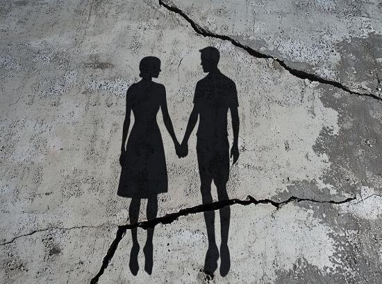 ਨਜਾਇਜ਼ ਸਬੰਧਾਂ ਨਾਲ਼ ਬਰਬਾਦ ਹੋ ਰਹੇ ਰਿਸ਼ਤਿਆਂ ਦੇ ਪ੍ਰਭਾਵ ਅਤੇ ਬਚਾਅ ਦੇ ਢੁਕਵੇਂ ਉਪਾਅ -- ਗੁਰਪ੍ਰੀਤ ਸਿੰਘ ਜਖਵਾਲੀ