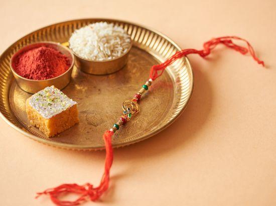 ਰੱਖੜੀ: ਕੀ ਭੈਣ-ਭਰਾ ਸੱਚਮੁੱਚ ਪਿਆਰ ਅਤੇ ਸੁਰੱਖਿਆ ਦੇ ਆਪਣੇ ਵਾਅਦੇ ਨੂੰ ਪੂਰਾ ਕਰ ਰਹੇ ਹਨ?-- ਡਾ. ਸਤਿਆਵਾਨ ਸੌਰਭ
