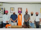 ਚੇਅਰਮੈਨ ਅਜੇ ਸਿੰਘ ਲਿਬੜਾ ਵੱਲੋਂ ਨਵੇਂ ਬਣੇ ਚੇਅਰਮੈਨ ਸ਼ਿੰਗਾਰਾ ਸਿੰਘ ਸਲਾਣਾ ਦਾ ਸਨਮਾਨ