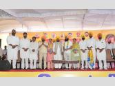 ਅਕਾਲੀ ਦਲ ਨੂੰ ਵੱਡਾ ਝਟਕਾ; ਸਾਬਕਾ MLA ਵਰਿੰਦਰ ਕੌਰ ਲੂੰਬਾ ਅਤੇ ਕਰਨ ਸਿੰਘ ਡੀਟੀਓ ਸਾਥੀਆਂ ਸਮੇਤ AAP 'ਚ ਸ਼ਾਮਲ