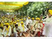 ਭਾਰਤੀ ਕਿਸਾਨ ਯੂਨੀਅਨ ਉਗਰਾਹਾਂ ਵੱਲੋਂ ਮਾਨਸਾ ਦੇ ਡੀਸੀ ਦਫਤਰ ਅੱਗੇ ਅਣਮਿਥੇ ਸਮੇਂ ਲਈ ਮੋਰਚਾ ਸ਼ੁਰੂ