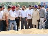 CM-MANN ਦੇ ਹੁਕਮਾਂ ਤੋਂ ਬਾਅਦ ਅਫਸਰਾਂ ਨੇ ਮੰਡੀਆਂ ਵਿੱਚ ਸੰਭਾਲੀ ਝੋਨੇ ਦੀ ਖਰੀਦ ਸਬੰਧੀ ਕਮਾਨ