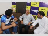 ਮੰਤਰੀ ਗੋਇਲ ਵੱਲੋਂ ਹਲਕਾ ਲਹਿਰਾ ਦਾ ਵਾਲੀਬਾਲ ਇੰਟਰਨੈਸ਼ਨਲ ਖਿਡਾਰੀ ਸਨਮਾਨਿਤ