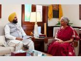 MP ਔਜਲਾ ਵੱਲੋਂ ਨਿਰਮਲਾ ਸੀਤਾਰਮਨ ਨਾਲ ਮੁਲਾਕਾਤ, ਸਰਹੱਦੀ ਬੈਲਟ ਲਈ ਵਿਸ਼ੇਸ਼ ਵਿੱਤੀ ਪੈਕੇਜ ਲਈ ਸੌਂਪਿਆ ਪੱਤਰ