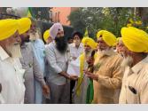 ਭਾਕਿਯੂ ਏਕਤਾ ਉਗਰਾਹਾ ਵੱਲੋਂ ਕਿਸਾਨਾਂ ਦੀਆਂ ਮੰਗਾਂ ਨੂੰ ਲੈ ਕੇ ਕੀਤਾ ਪ੍ਰਦਰਸ਼ਨ 