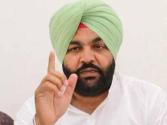 ਸਰਕਾਰ ਨੂੰ ਨਸ਼ਿਆਂ ਵਿਰੁੱਧ ਜੰਗ ਦੇ ਨਾਲ-ਨਾਲ 'ਖਾਕੀ' ਵਿਰੁੱਧ ਜੰਗ ਛੇੜਨੀ ਚਾਹੀਦੀ ਹੈ: ਗੁਰਜੀਤ ਔਜਲਾ