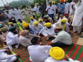 ਉਗਰਾਹਾਂ ਯੂਨੀਅਨ ਵੱਲੋਂ ਮੋਟਰਾਂ ਦੀ ਬਿਜਲੀ ਸਪਲਾਈ ਨਾ ਆਉਣ ’ਤੇ ਐਕਸੀਅਨ ਦਫ਼ਤਰ ਅੱਗੇ ਧਰਨਾ