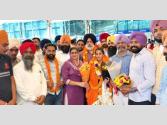 Asian Games 'ਚ ਸੋਨ ਤਗਮਾ ਜਿੱਤ ਕੇ ਪਰਤੀ ਹਾਕੀ ਖਿਡਾਰਨ ਬਲਜੀਤ ਕੌਰ ਦਾ ਸ਼ਾਨਦਾਰ ਸਵਾਗਤ