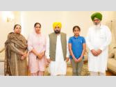 CM ਮਾਨ ਵੱਲੋਂ ਮ੍ਰਿਤਕ ਕਬੱਡੀ ਖਿਡਾਰੀ ਗੁਰਜੀਤ ਸਿੰਘ ਤੂਤ ਦੀ ਪਤਨੀ ਨੂੰ ਸਰਕਾਰੀ ਨੌਕਰੀ ਦੇਣ ਦਾ ਐਲਾਨ
