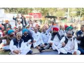 ਸ਼ਹਿਰੀ ਜ਼ਿਲ੍ਹਾ ਕਾਂਗਰਸ ਵੱਲੋਂ ਬਠਿੰਡਾ ਥਰਮਲ ਕਲੋਨੀ ਦੀ ਜਮੀਨ ਵੇਚਣ ਖਿਲਾਫ ਰੋਸ ਧਰਨਾ 