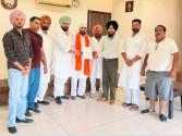 ਸ਼ਿੰਗਾਰਾ ਸਿੰਘ ਨੂੰ ਐਸ.ਸੀ. ਵਿਭਾਗ ਬਲਾਕ ਰੂਪਨਗਰ ਦਾ ਚੇਅਰਮੈਨ ਬਣਨ ’ਤੇ ਕੀਤਾ ਗਿਆ ਵਿਸ਼ੇਸ਼ ਸਨਮਾਨ
