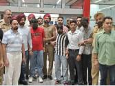ਪੰਜਾਬ ਪੁਲਿਸ ਨੇ ਬੰਬੀਹਾ ਗੈਂਗ ਦੇ ਤਿੰਨ ਕਾਰਕੁਨ ਮਲੇਸ਼ੀਆ ਤੋਂ ਭਾਰਤ ਲਿਆਂਦੇ  